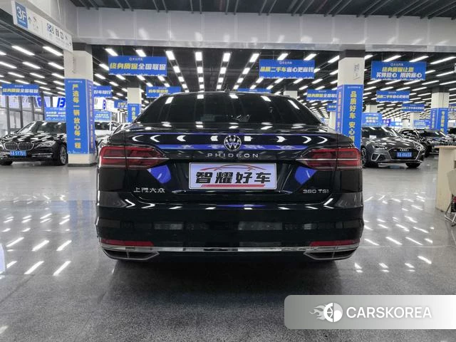 Volkswagen Huiang id 4209848 из Китая 13