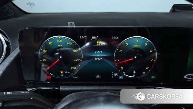 Mercedes-Benz GLA - Class H247 id 3360387 из Кореи 18