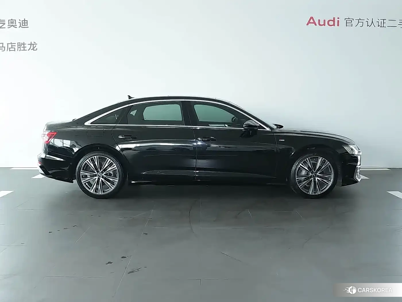Audi A6L id 4570495 из Китая 8