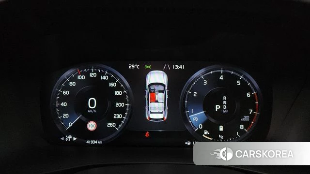 Volvo XC40 id 4338819 из Кореи 34
