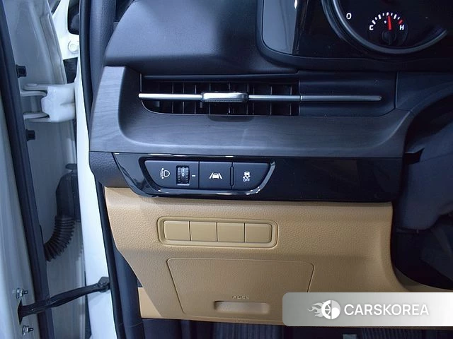 Kia Carnival 4th generation id 4541972 из Кореи 13