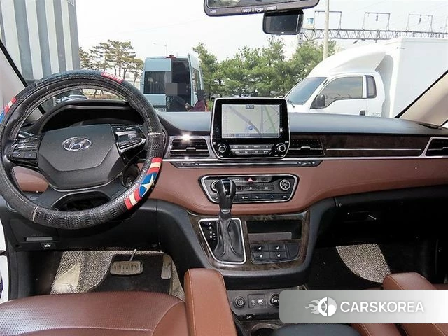 Hyundai The New Grand Starex id 4311121 из Кореи 18