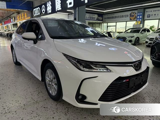 Toyota Corolla id 4335848 из Китая 16