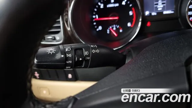 Kia The New Carnival id 2576159 из Кореи 18