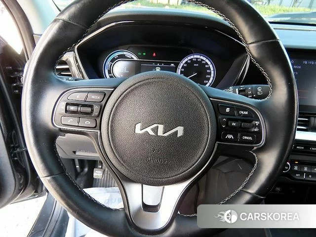 Kia The New Niro id 3794518 из Кореи 17