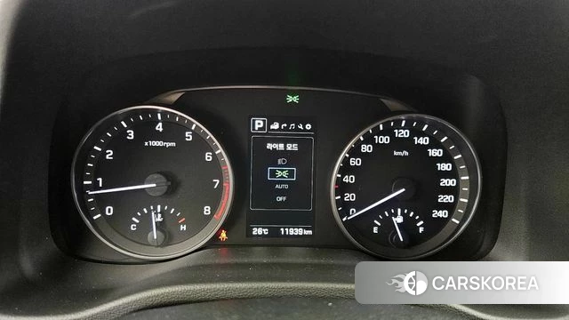 Hyundai Avante AD id 3925169 из Кореи 18