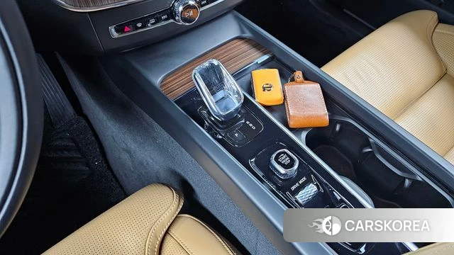 Volvo XC60 second Generation id 4651147 из Кореи 30