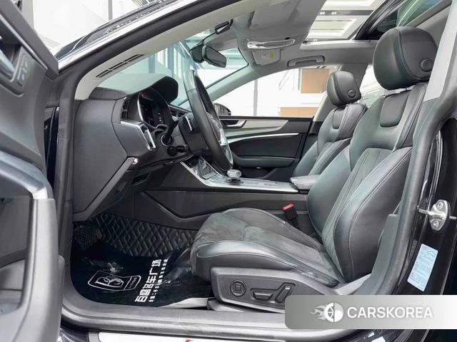 Audi A7L id 4321174 из Китая 8