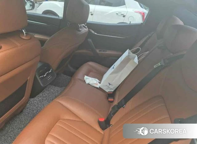 Maserati Ghibli id 4633325 из Кореи 8