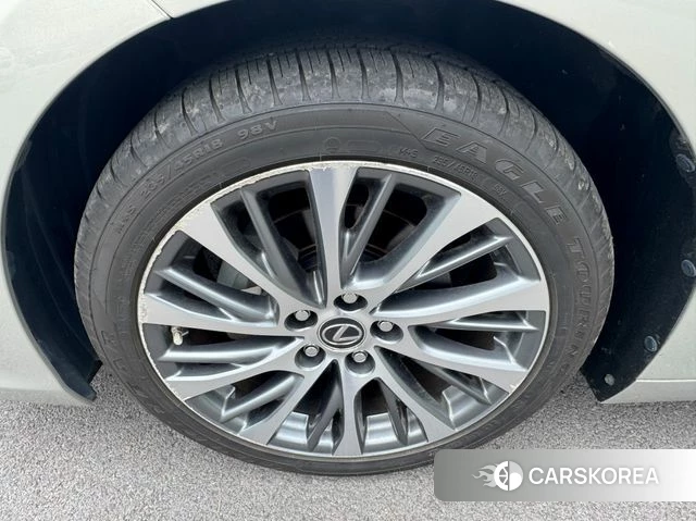 Lexus ES300h 7th generation id 4250819 из Кореи 18