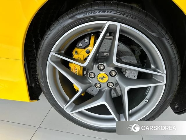 Ferrari F8 Spider id 3940672 из Кореи 11