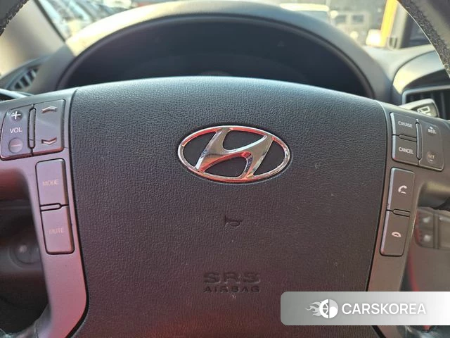 Hyundai The New Grand Starex id 3821033 из Кореи 13