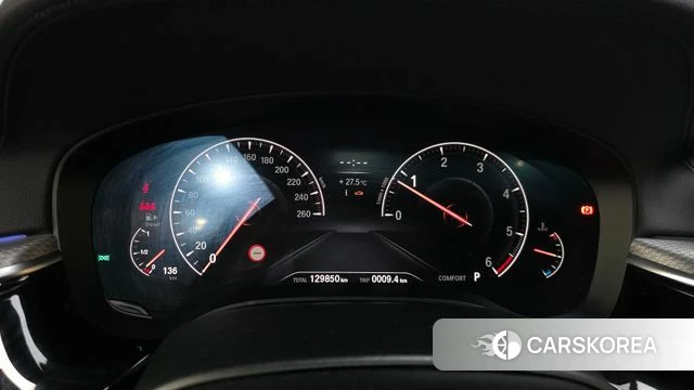 BMW 5 Series (G30) id 4557423 из Кореи 18