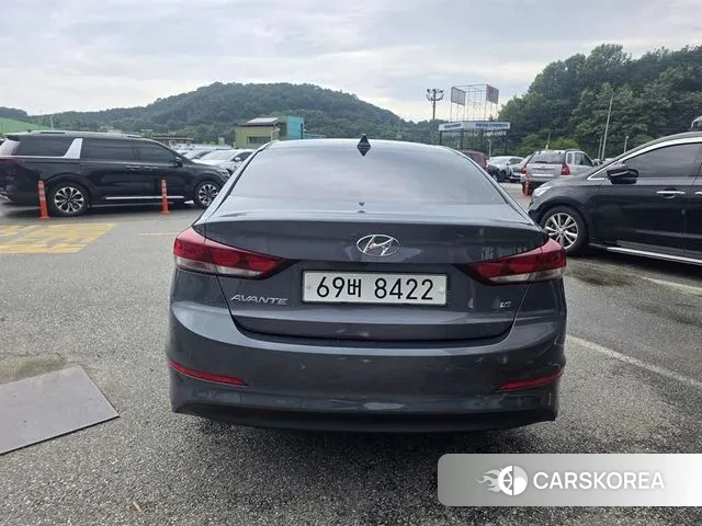 Hyundai Avante AD id 3009457 из Кореи 12