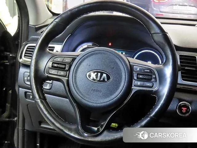 Kia Niro EV id 3570792 из Кореи 18