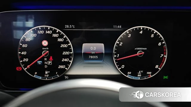 Mercedes-Benz E-Class W213 id 4477357 из Кореи 33
