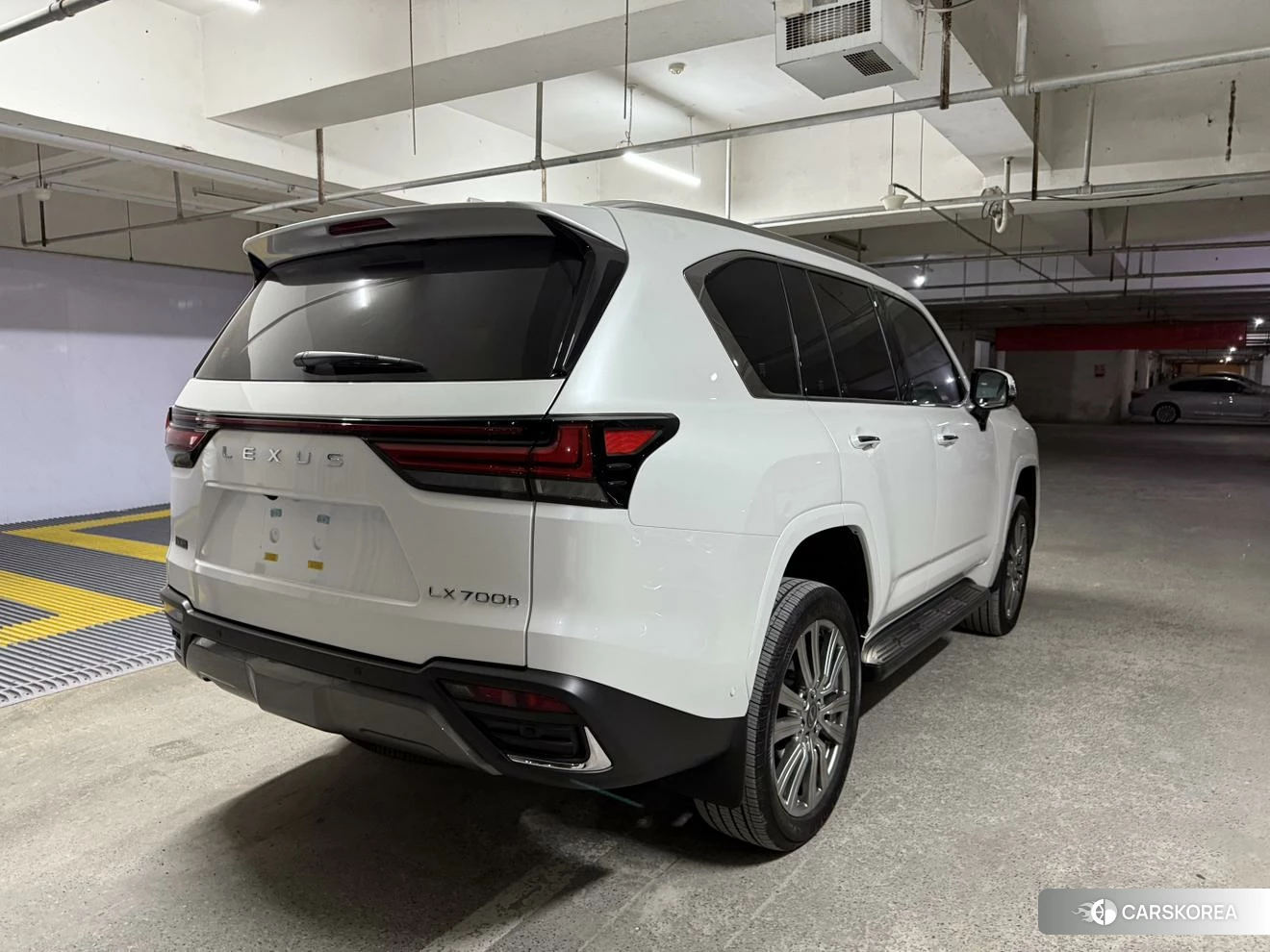 Lexus LX id 4452583 из Китая 10