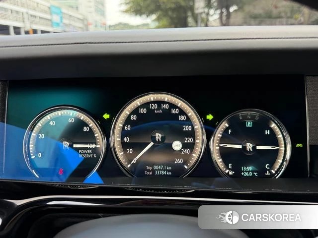 Rolls-Royce Phantom id 4477358 из Кореи 18
