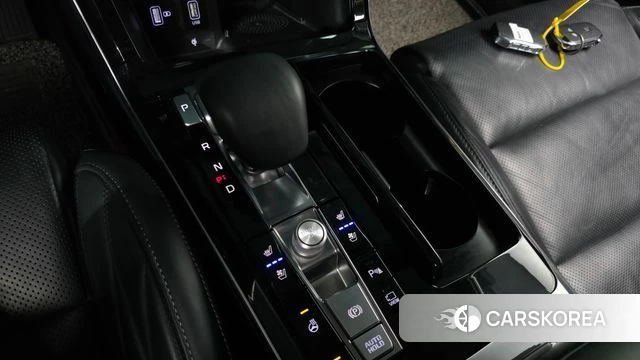 Kia K7 Premier Hybrid id 4907347 из Кореи 31