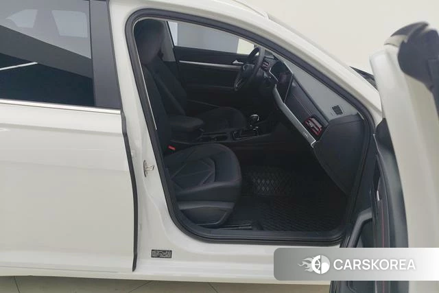 Volkswagen Lavida id 4208279 из Китая 15