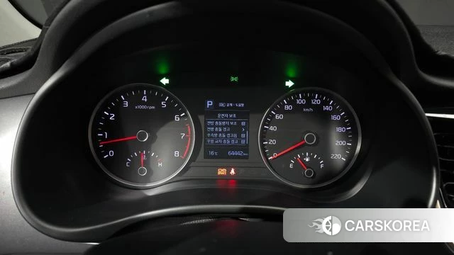 Kia Stonic id 3873429 из Кореи 18