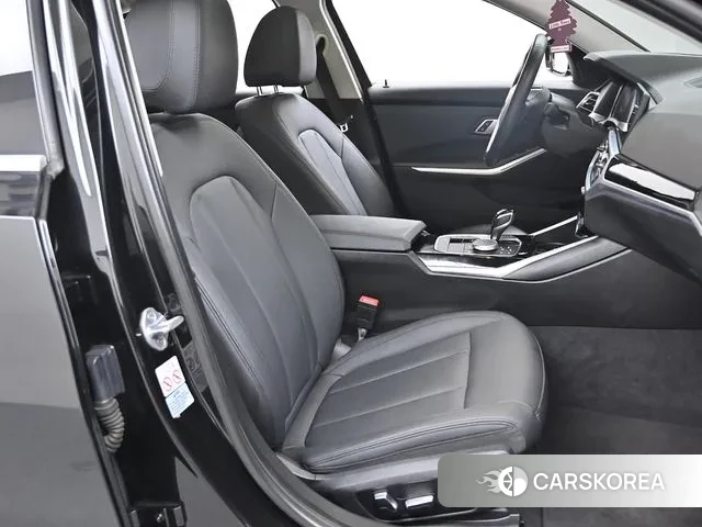 BMW 3 Series (G20) id 3013470 из Кореи 18