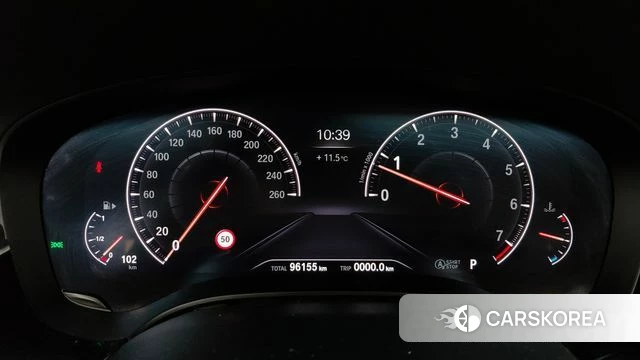 BMW 5 Series (G30) id 4496571 из Кореи 18