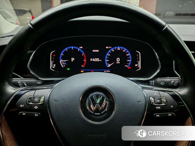 Volkswagen Passat id 3857841 из Китая 13