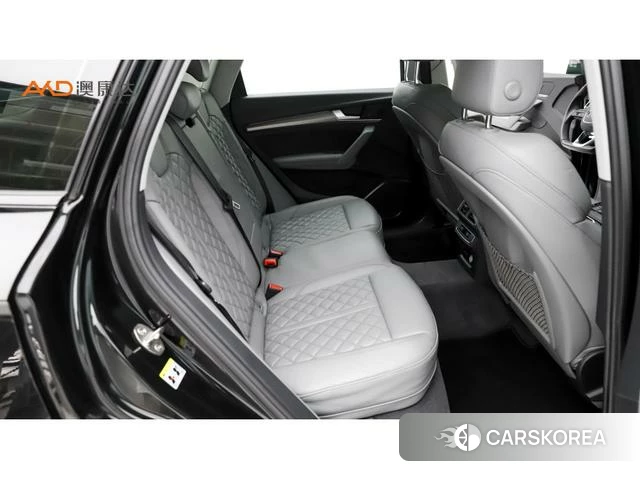 Audi Q5L id 4333641 из Китая 8