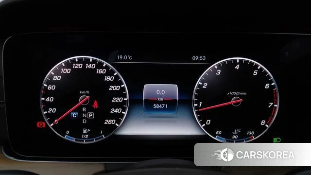 Mercedes-Benz E-Class W213 id 4483274 из Кореи 18