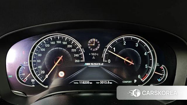 BMW 5 Series (G30) id 3966332 из Кореи 18