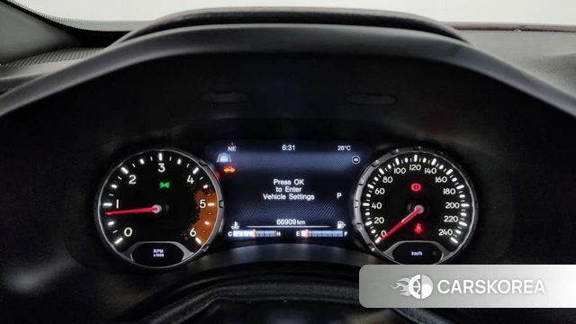 Jeep Renegade id 4424856 из Кореи 32