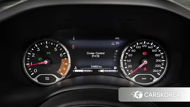 Jeep Renegade id 3707269 из Кореи 18