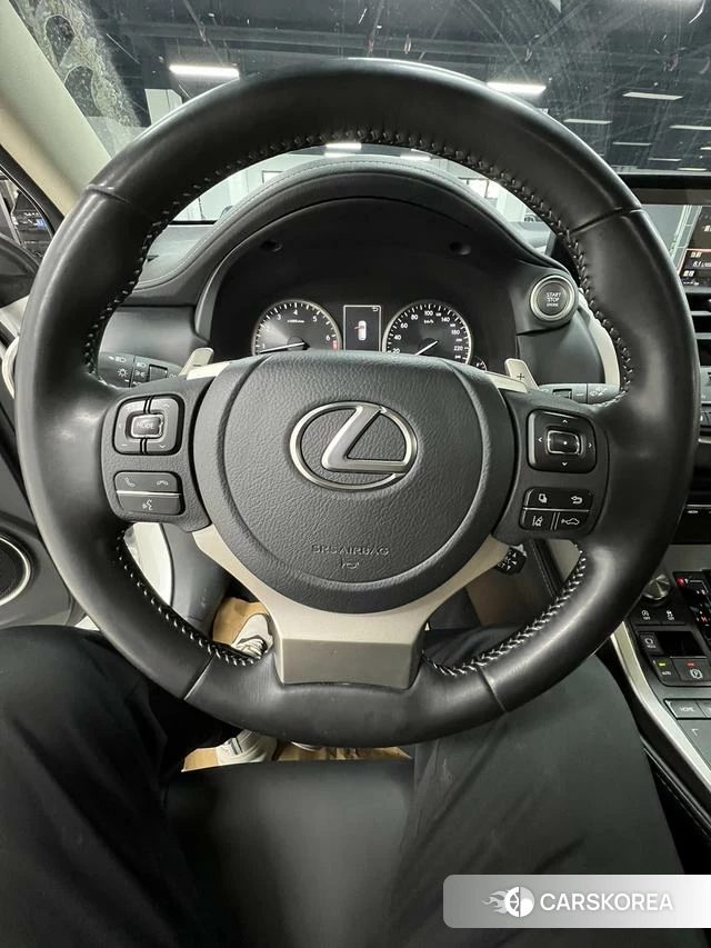 Lexus NX id 4207661 из Китая 21