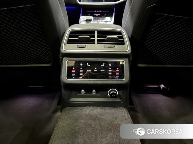 Audi A6L id 3810381 из Китая 28