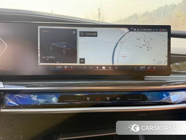 BMW 7 Series (G70) id 3857313 из Кореи 10