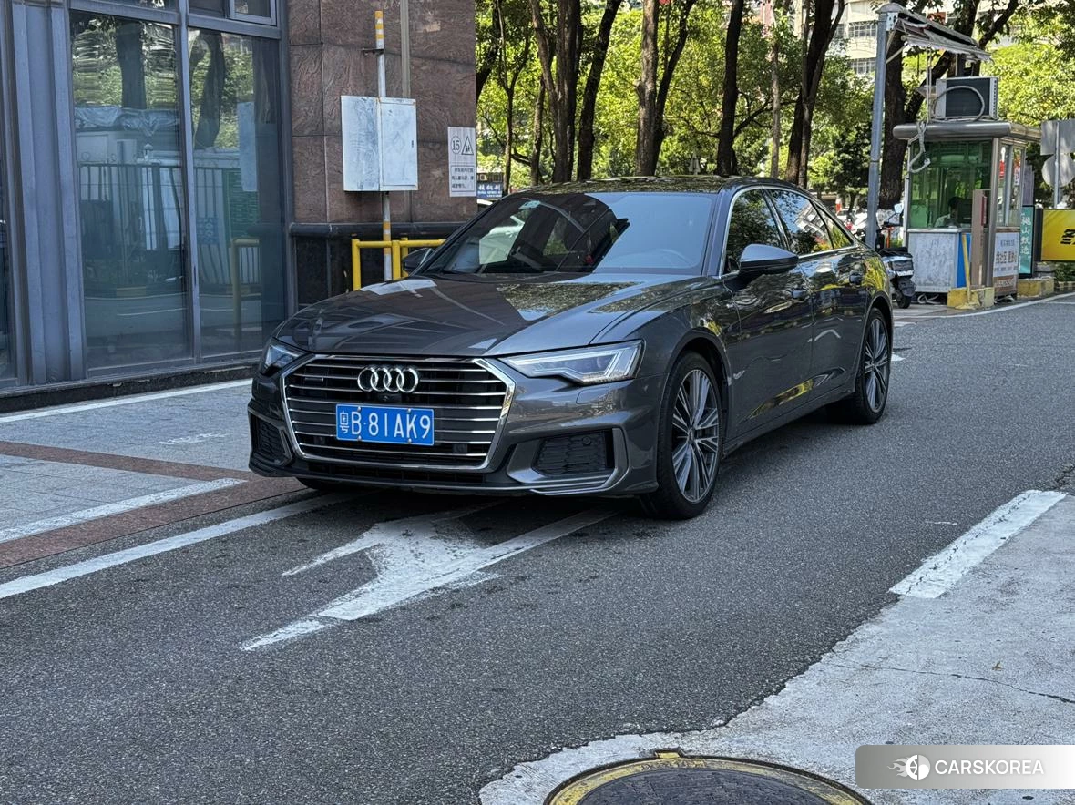 Audi A6L id 4440855 из Китая 19