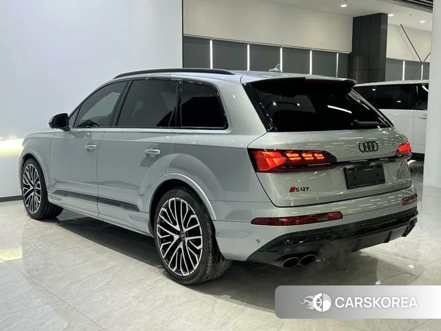 Audi SQ7 id 4259251 из Китая 18