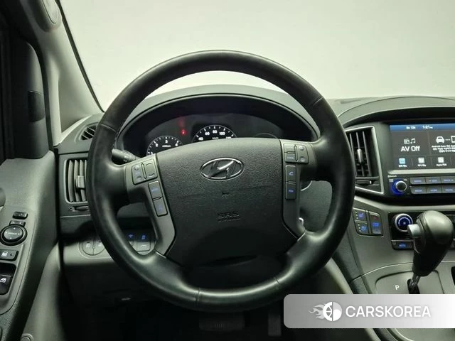 Hyundai The New Grand Starex id 3856565 из Кореи 17