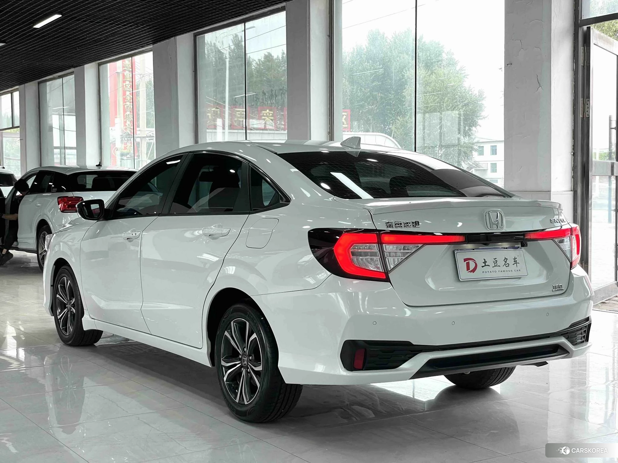 Honda Enjoy domain id 4467973 из Китая 14
