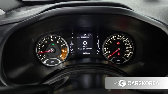 Jeep Renegade id 4339568 из Кореи 28
