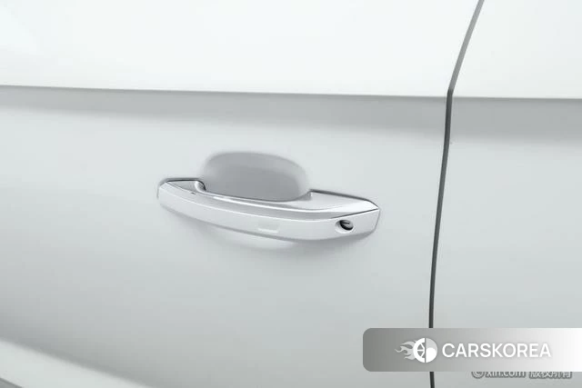 Audi Q5L id 4313970 из Китая 22