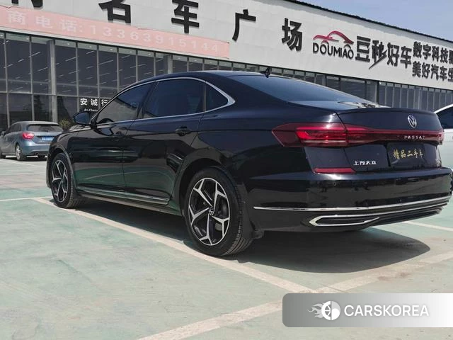 Volkswagen Passat id 4263848 из Китая 8