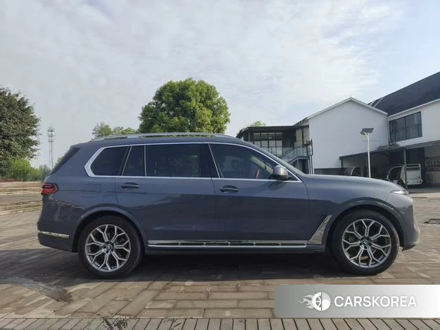 BMW X7 id 4265460 из Китая 9