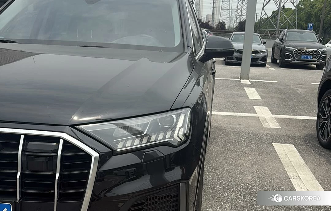 Audi Q7 id 4419138 из Китая 13