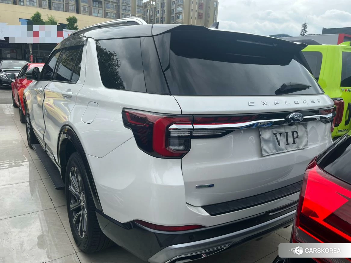Ford Explorer id 4505034 из Китая 22