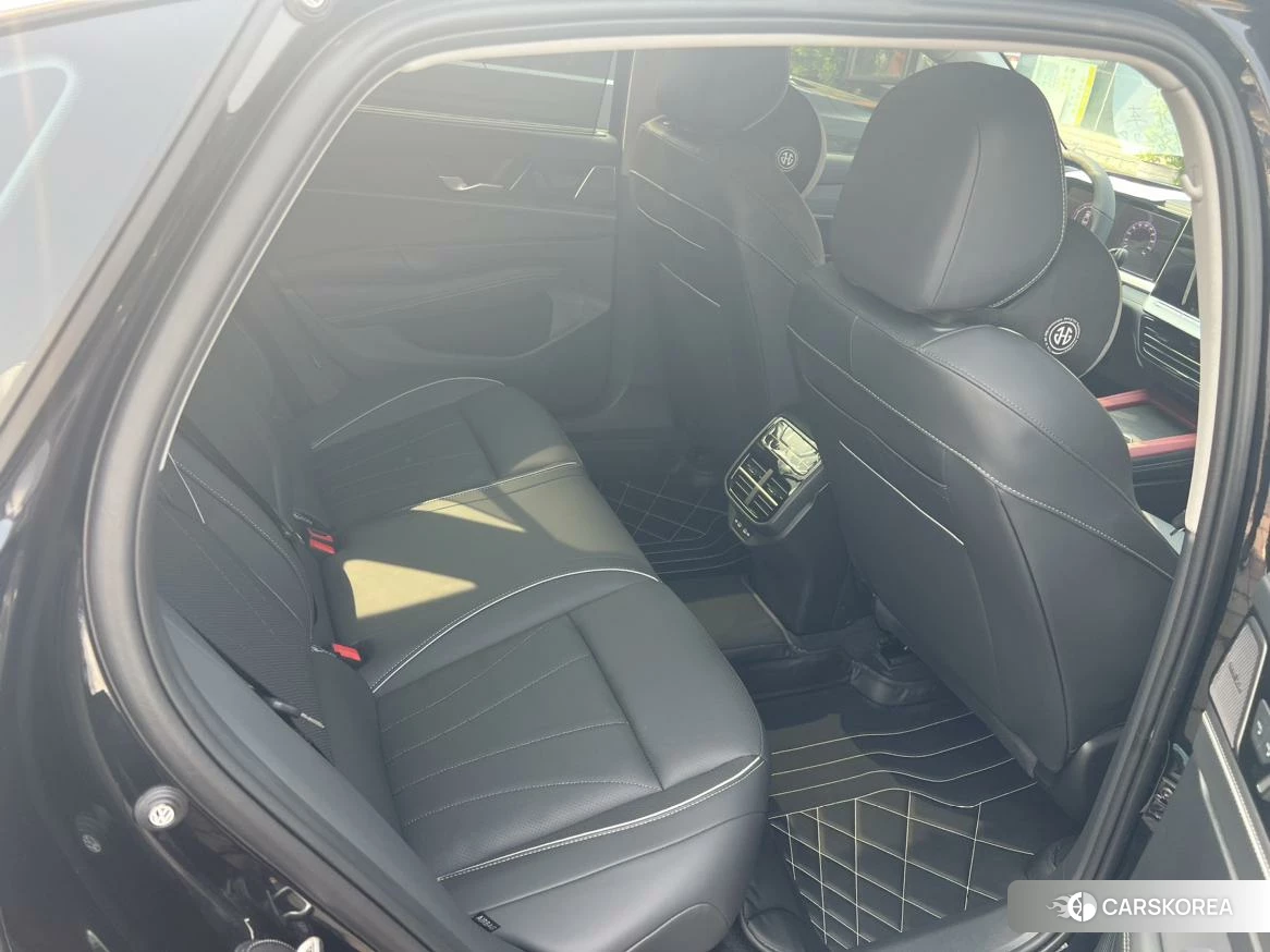 Volkswagen Passat id 4485532 из Китая 10