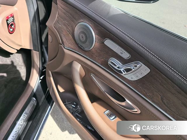 Mercedes-Benz E-class id 4207782 из Китая 10