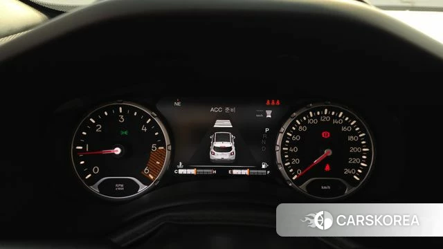 Jeep Renegade id 4530575 из Кореи 32