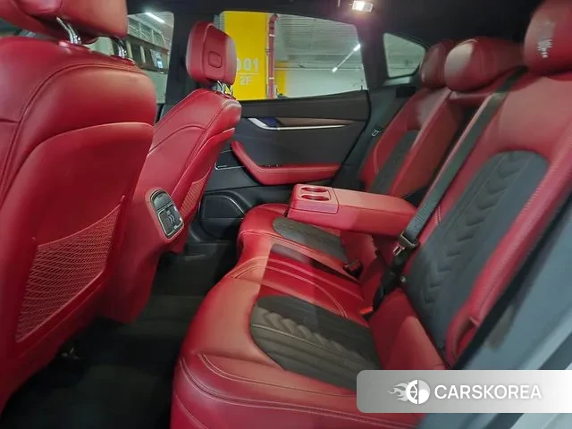 Maserati Levante id 3060248 из Кореи 11